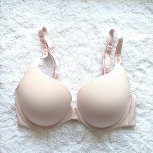 Light Pink Victoria's Secret 34D T-Shirt Bra